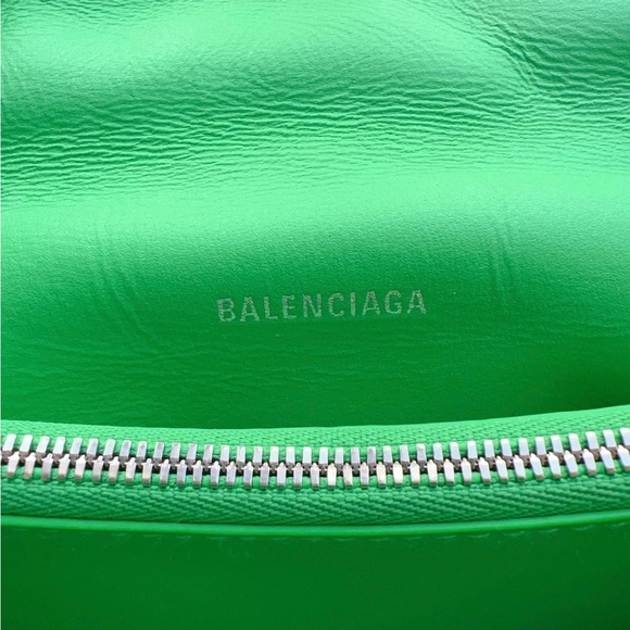 Balenciaga Crush Chain Bag S Quilted Crushed Calf As Vivid Green - Picture 6 of 7